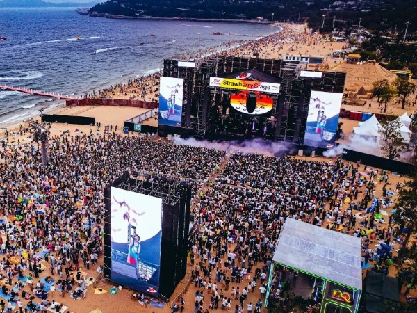 又一起舞臺(tái)屏幕事故對(duì)客戶(hù)挑選舞臺(tái)屏幕租賃公司再次敲警鐘