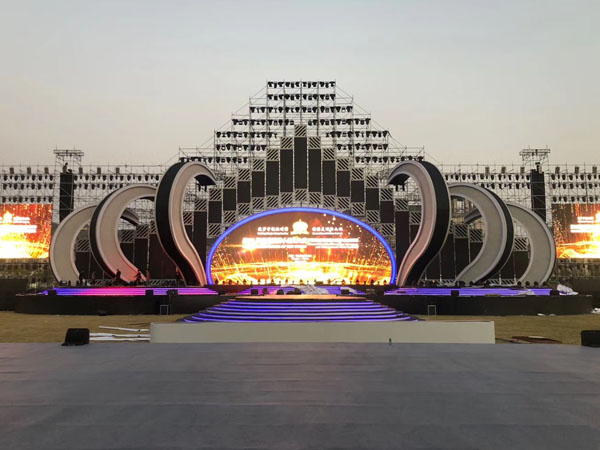 音響租賃價格哪家低？還需考慮以下兩點。