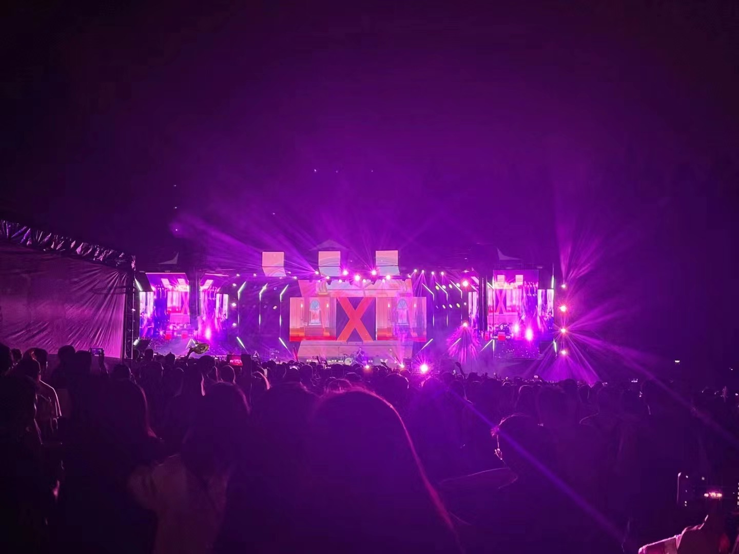 了解寧波燈光租賃設(shè)備服務(wù)商家體現(xiàn)設(shè)備價(jià)值