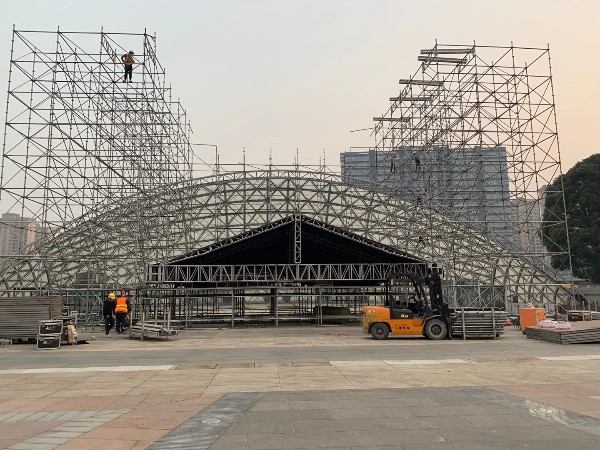 北京挑選寧波舞臺搭建服務公司會考慮哪些