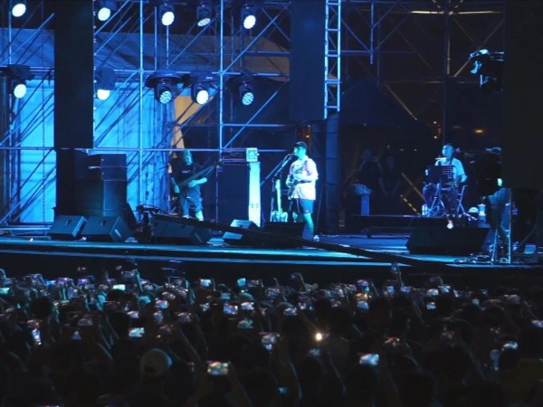 泉州草莓音樂節(jié)鑫禾舞美承攬搭建成功案例