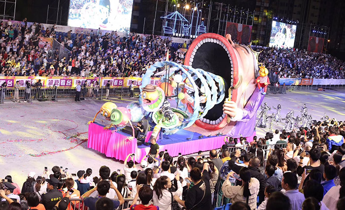 2018寧波尼斯國(guó)際嘉年華開幕慶典舞臺(tái)設(shè)備租賃案例