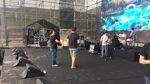 現(xiàn)場(chǎng)服務(wù)11