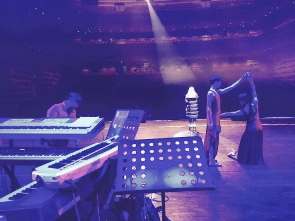 為什么同一地區(qū)燈光租賃價(jià)格相差較大？