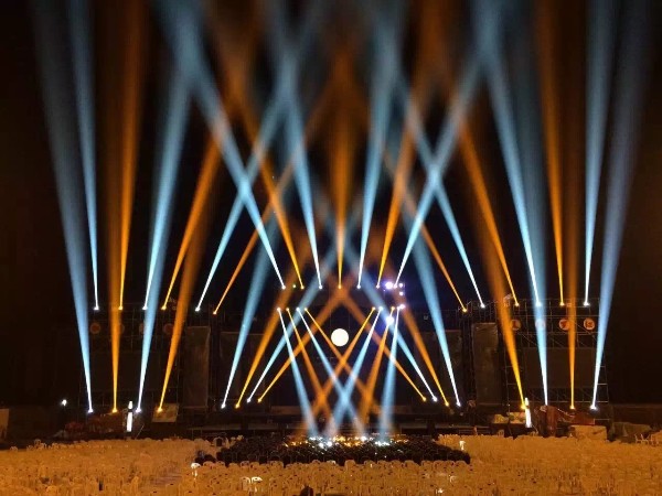 音樂節(jié)一般需要租賃哪些舞臺(tái)設(shè)備呢？