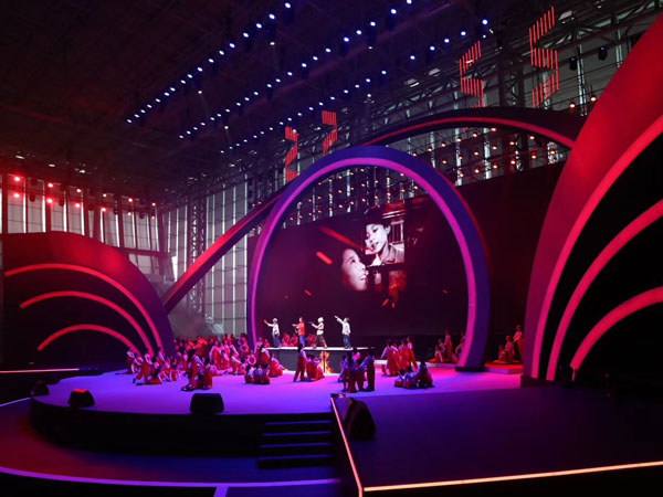 鑫禾舞美：推薦企業(yè)年會(huì)必備租賃神器