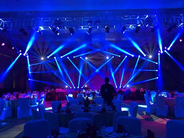 鑫禾舞美告訴你如何租到價格便宜的設備