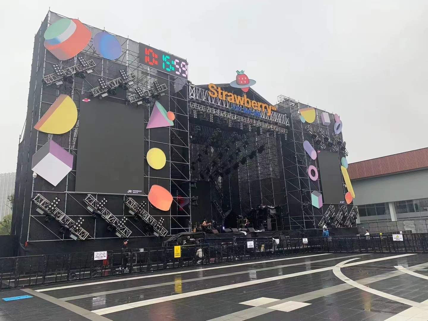 杭州燈光租賃公司眾多，選哪款更合適？