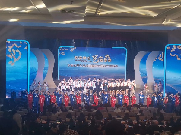 寧波青少年宮學生匯演舞臺燈光租賃案例