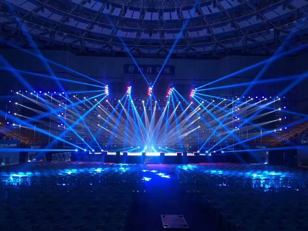 打造舞美效果靠的是什么？